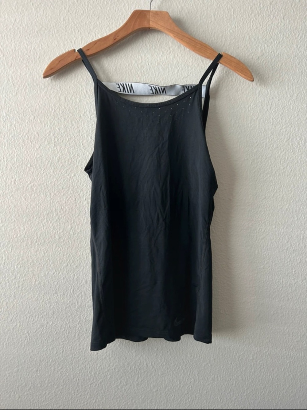 Nike Women's Black Strappy Tank Top